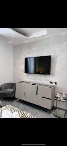 Daphne Suites