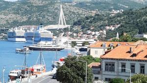 Sea View Porto with secured private parking