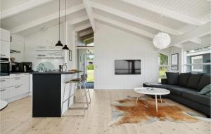 Gorgeous Home In Orø With Kitchen