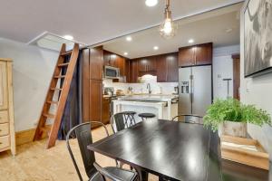 Copper Mtn Condo with Pool Access Ski-InandWalk-Out!