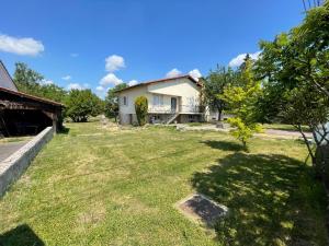 Villas Maison individuelle avec grand jardin : photos des chambres