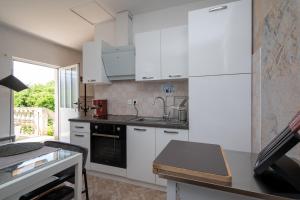 Apartments with WiFi Sali, Dugi otok - 8189
