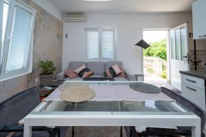 Apartments with WiFi Sali, Dugi otok - 8189