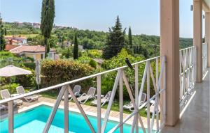 Awesome Apartment In Izola With Wifi