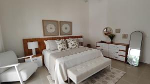 Luxury 4-Bedroom Villa with Climate Pool