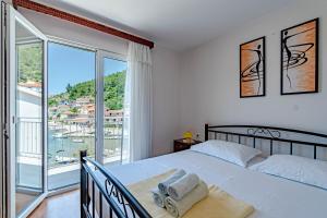 Apartments by the sea Grscica, Korcula - 20976