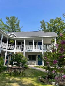 M22 Inn Glen Arbor - Ubytování bez kategorie ve městě Glen Arbor