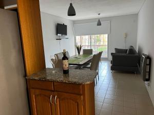 Departamento en la Ciudad de Mendoza Frente al Parque Central con Terraza y Vistas