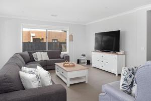 Coastal Grand On McKenzie