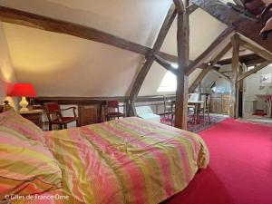 Maisons de vacances Gite Sarceaux, 4 pieces, 6 personnes - FR-1-497-131 : photos des chambres