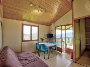 Maisons de vacances Gite Les Noes, 3 pieces, 4 personnes - FR-1-496-245 : photos des chambres