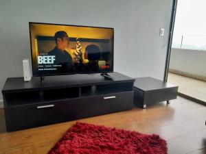 Las Condes, al lado de Marriott y Parque Arauco, ideal para Trabajo, Salud y Vacaciones