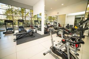 Las Condes, al lado de Marriott y Parque Arauco, ideal para Trabajo, Salud y Vacaciones