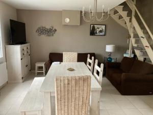 Maison indépendante avec accès direct à la plage - FR-1-418-231