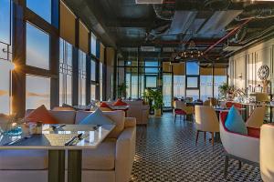 Peninsula Hotel Danang