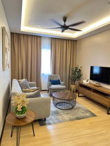 Modern Stylish Apartment (Seaview) near KTCC Mall.