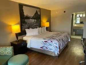 Red Roof Inn Savannah North I-95 - Port Wentworth - 西尔韦尼亚