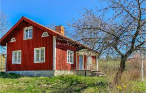 Nice Home In Valdemarsvik With 2 Bedrooms
