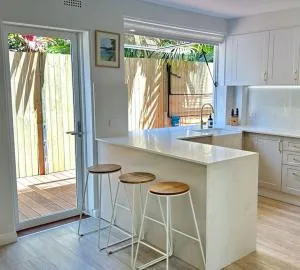 Dee Why Town House - Curl Curl