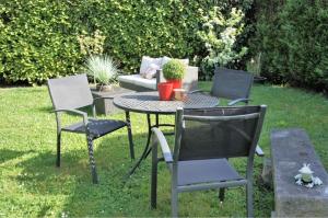 B&B / Chambres d'hotes Bed & Breakfast Crosne Plazza & Spa : photos des chambres