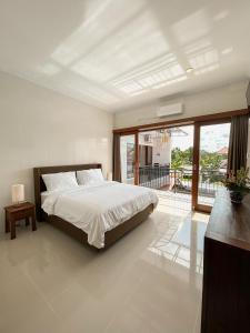 James Guest House