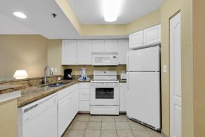 Spectacular Ocean View Condo at Carolinian Beach Resort