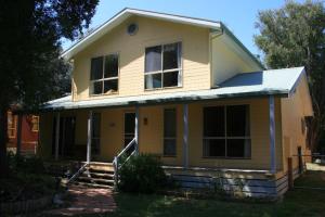 Silverleaves Beach and Spa Retreat - Ubytování bez kategorie ve městě Cowes