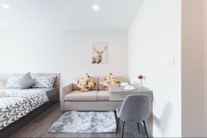 沙吞Sathon-Charoen Nakhon精品公寓