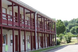 Hotels Hotel Lemand Lyon Est - Villefontaine : photos des chambres