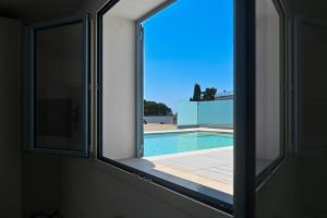 Perle Marine Suite Apartments