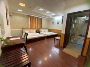 Linh Phuong 8 Hotel - 24 hours stay
