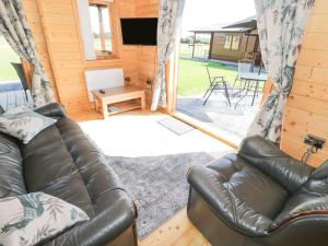 Ty Will, Parc Y Fronwen
