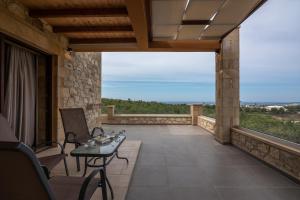 Lithina charm villa with private pool and sea view