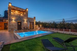 Lithina charm villa with private pool and sea view