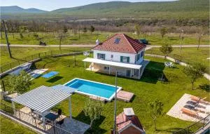 Stunning Home In Tijarica With Wifi - Tarabnik