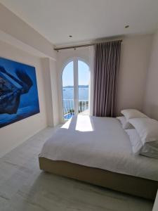 Appartements Luxury 2-Bedroom Flat at the Seafront: Unforgettable Stay Near Monaco! : photos des chambres