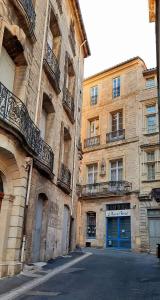 Appartements Le Saint Jean, La Collegiale Pezenas : photos des chambres