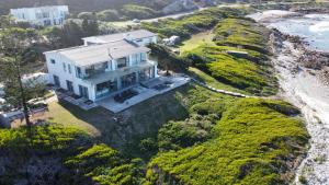 Marlin Manor
