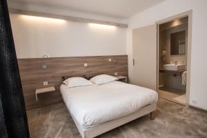 Hotels Hotel Les Voyageurs : photos des chambres