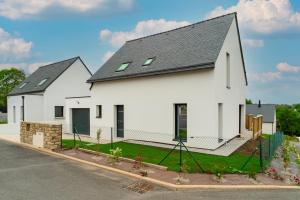 Maisons de vacances Ti Menhir - Charmante maison pour 6 avec jardin : Maison 3 Chambres