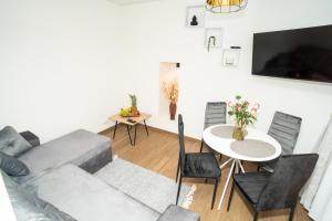 Downhill Apartment on the Groundfloor