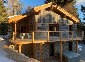 Maisons de vacances Ruggine - Foret, luxe et montagne : Maison 4 Chambres