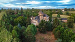 Maisons de vacances Chateau Garinie 13th Century Medieval castle in the south of France : photos des chambres