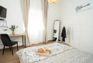 Downhill Apartment with a Private Terrace