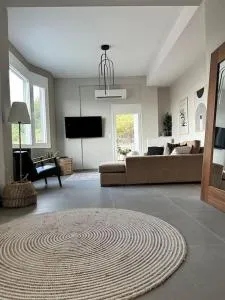 The Urban Escape - Paliourí