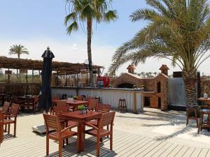 Sea Gull Marina Hotel