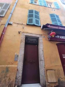 Vieux Nice Vibrant Central Apt