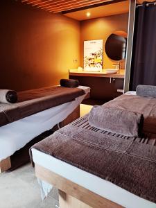 Hotels Belaroia Montpellier Centre Saint Roch : photos des chambres