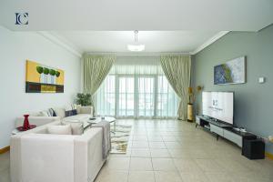 Luxury Escapes - Palm Jumeirahs Spectacular Ocean-View Apartment - NABAT