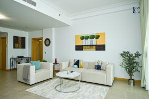 Luxury Escapes - Palm Jumeirahs Spectacular Ocean-View Apartment - NABAT
